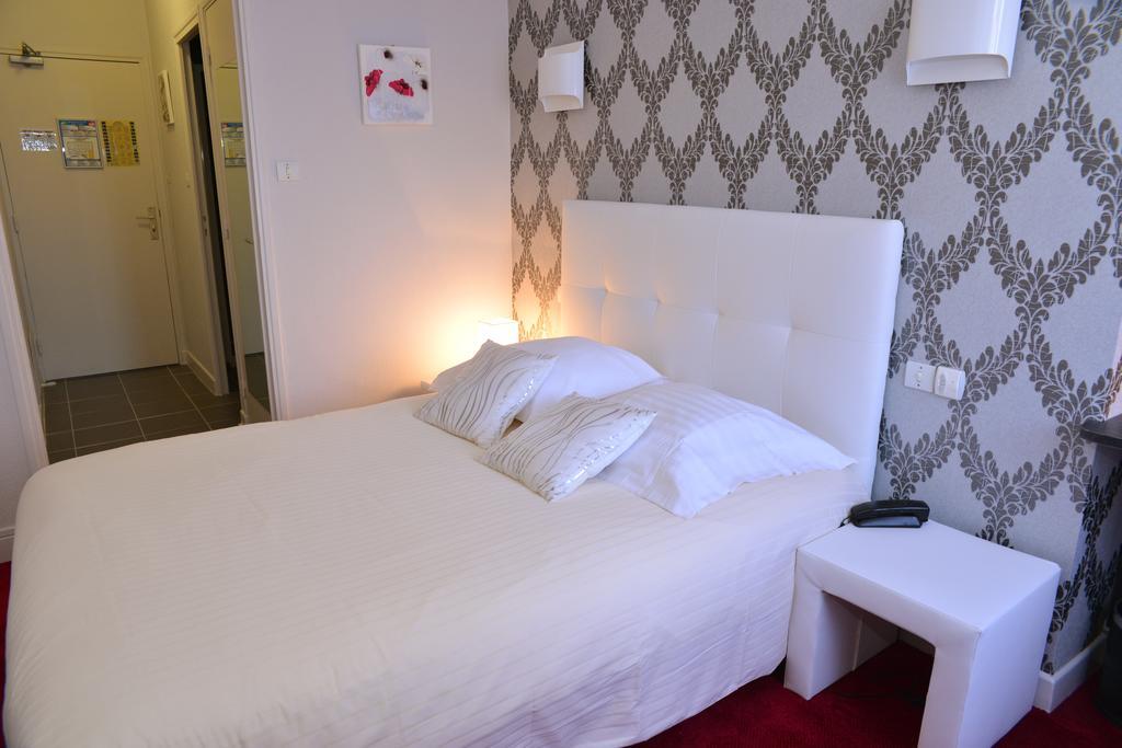 Hotel Le Square Aurillac Exterior photo